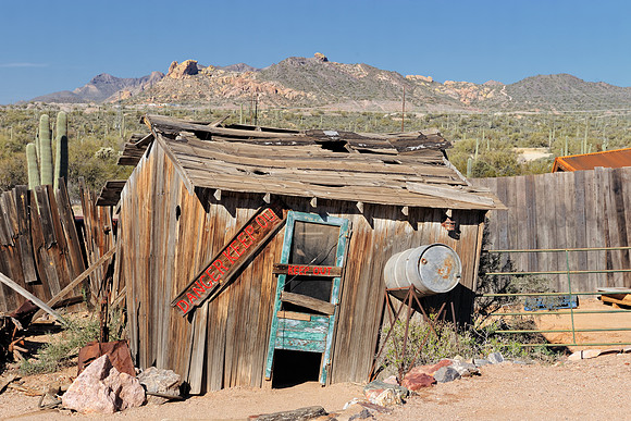 Keep out of old shack