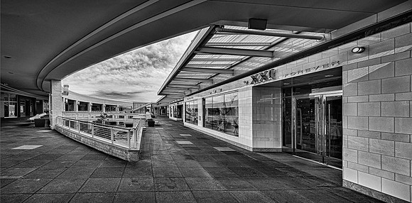 Oak Brook Mall (B&W version)