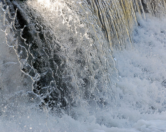 Waterfall (high shutter speed)
