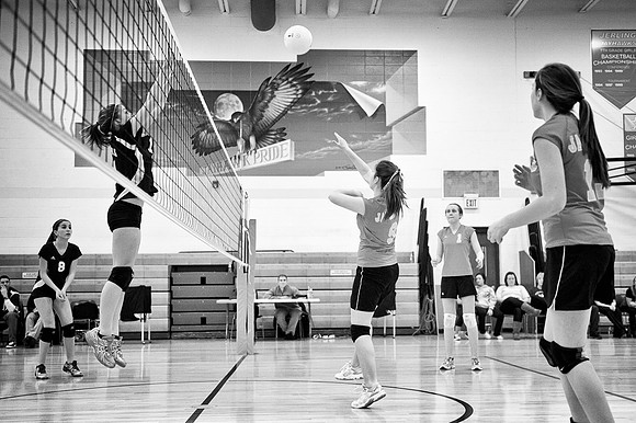 8th grade girls' volleyball