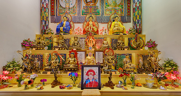 Ling Shen Ching Tze Temple