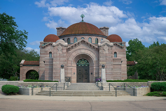 Lakewood Cemetery Chapel