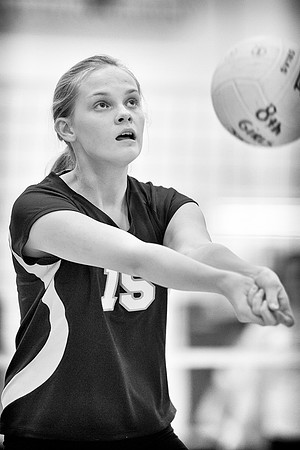 8th grade girls' volleyball