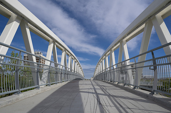Pedestrian bridge
