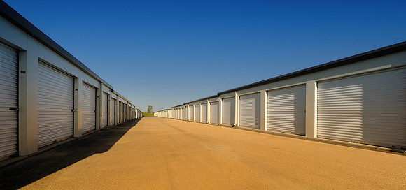 Endless garage doors