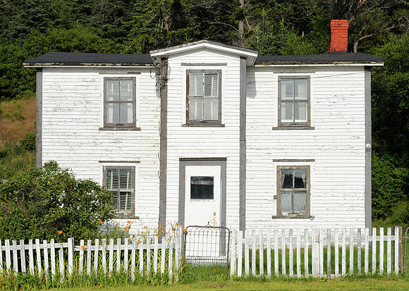 House with picket fence