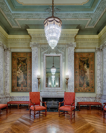 Repeating chandeliers