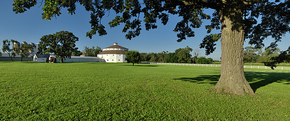 Round barn