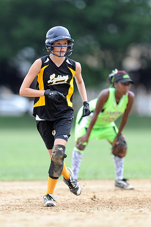 OYA Lightning softball