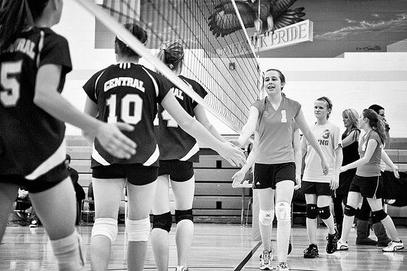 8th grade girls' volleyball